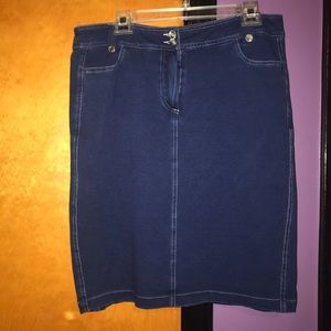 3/$20 Jean skirt